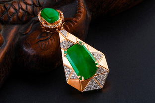 中國珠寶玉石首飾行業(yè)協(xié)會與玉器及其他珠寶飾品的發(fā)展